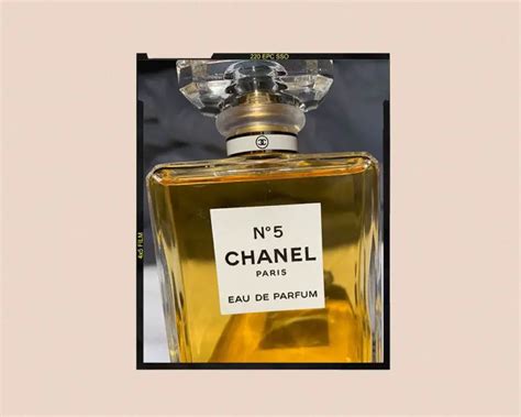 what does chanel no. 5 smell like|chanel number 5 sample.